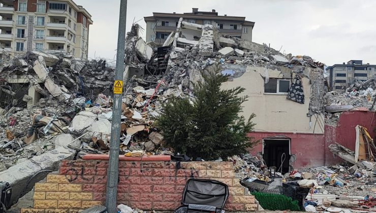 44 kişi ölmüştü! Müteahhit: Mesleğim gıda marketçiliği