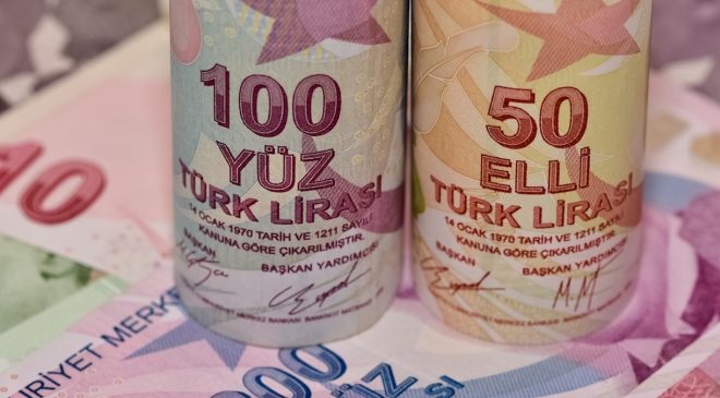 Yabancılar, Türkiye enflasyon beklentilerini düşürmeye başladı