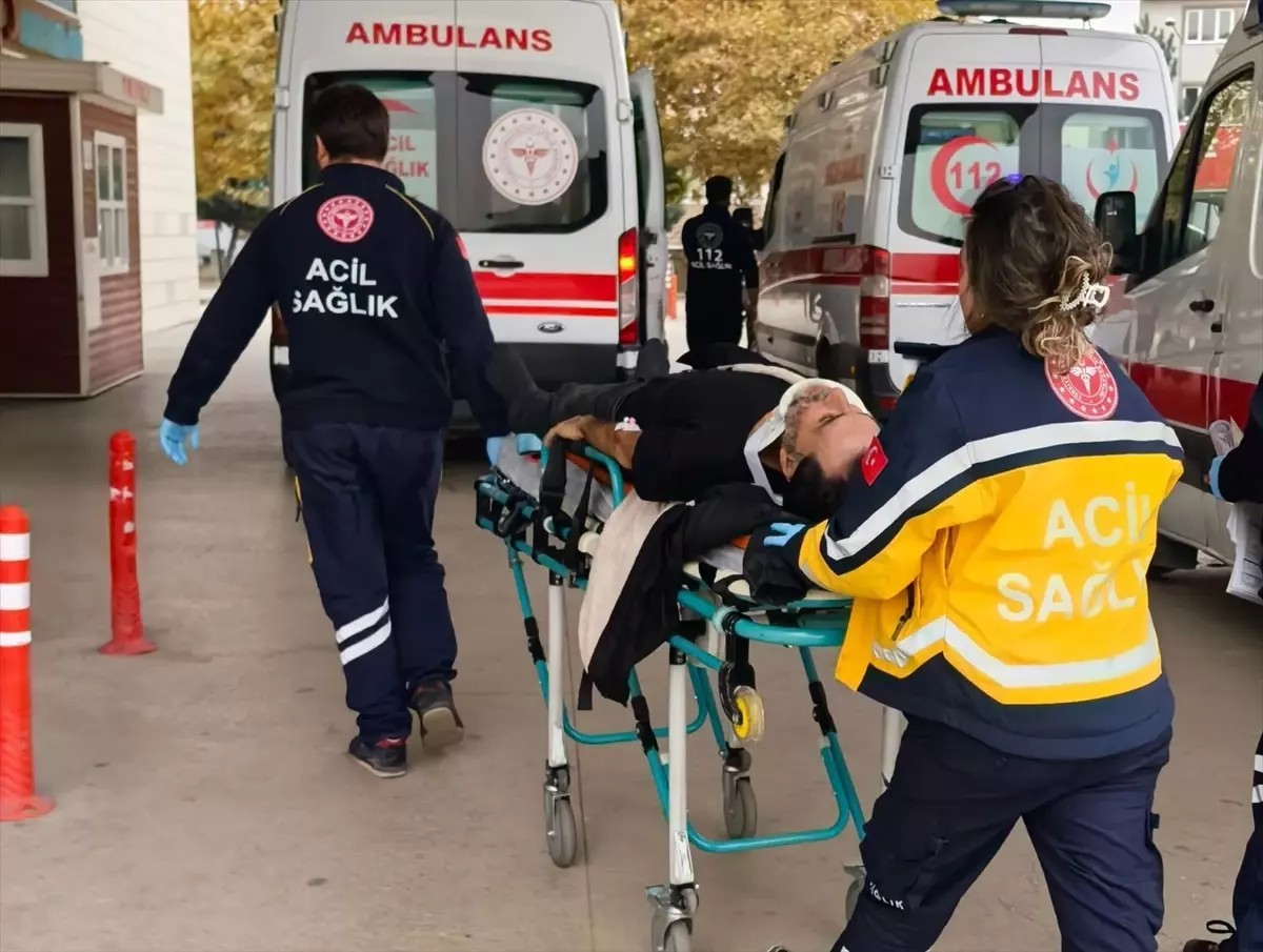 İnegöl’de Motosiklet-Minibüs Kazası