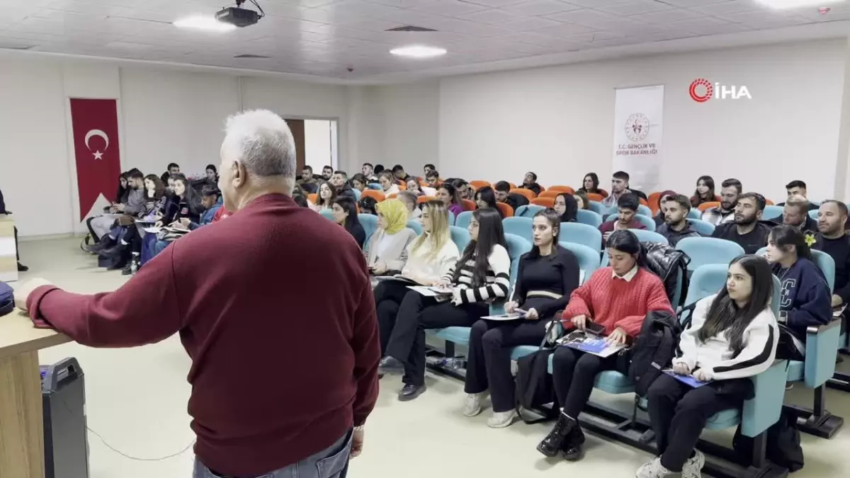 Tatvan’da Voleybol Hakemlik Kursu Düzenleniyor