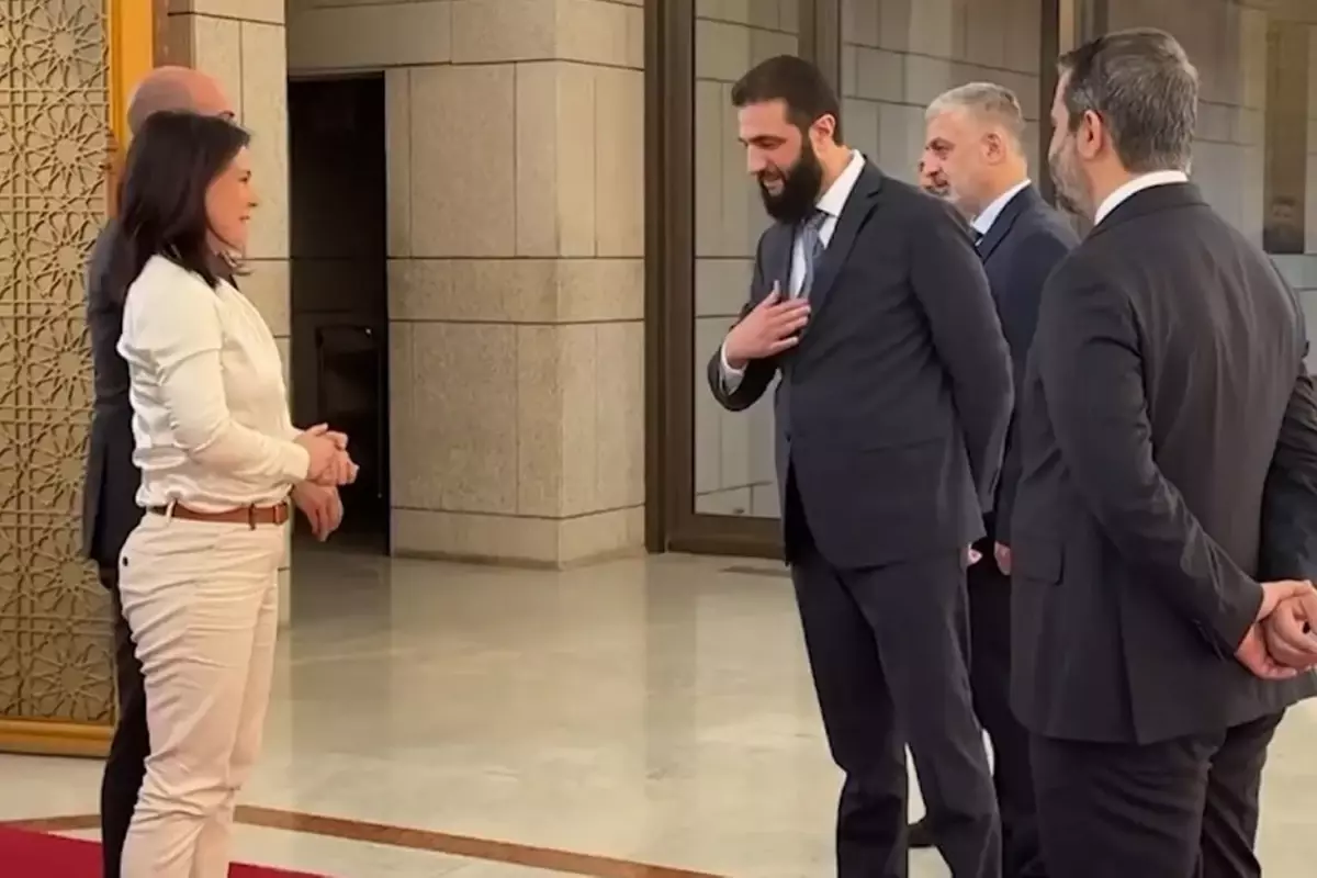 Ali Rıza Demircan Suriye’deki tokalaşma krizini değerlendirdi, kadın-erkek tokalaşması haram mıdır?