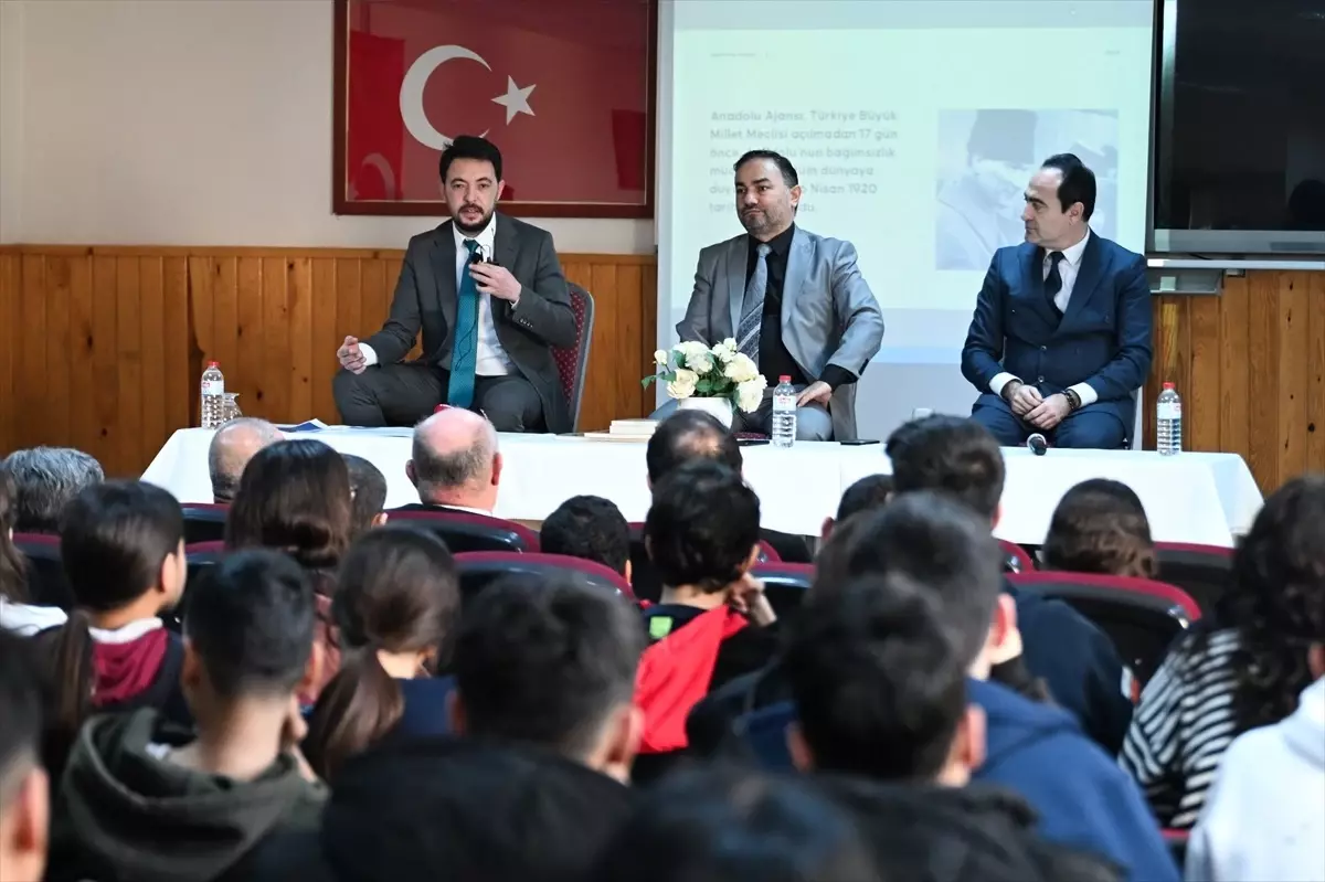 Gazeteciler Günü Paneli Adana’da Düzenlendi