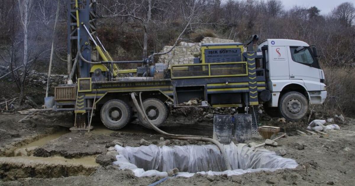 Honaz Belediyesi kiraz üreticileri için sondaj çalışması yaptı