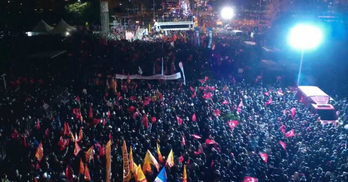 Berkay Gezgin ve 101 kişiye tahliye kararı